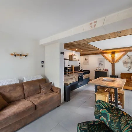 Duplex 3 Pieces A Village, Au Pied Des Pistes - Fr-1-562-78 *